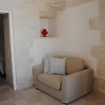 Trullo Rosa With Exclusive Pool Βίλα *