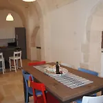 Trullo Rosa With Exclusive Pool Βίλα *