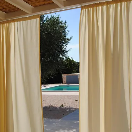 Trullo Rosa With Exclusive Pool 빌라
